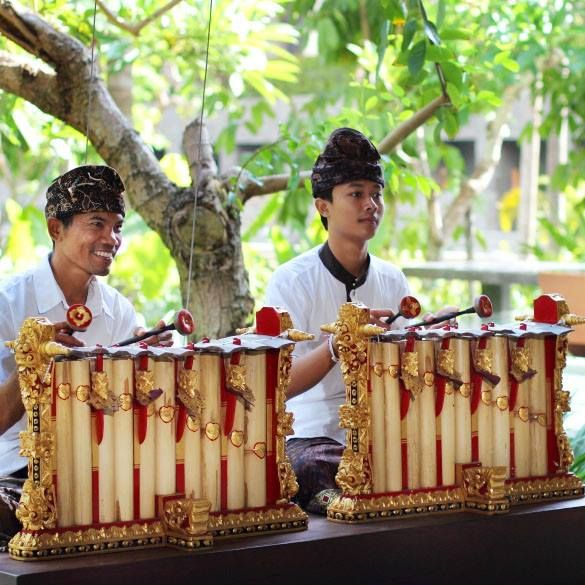 Kesenian dan Musik Pelindung Identitas Budaya