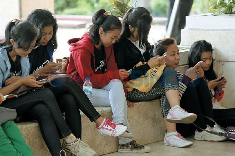 Krisis Identitas Budaya